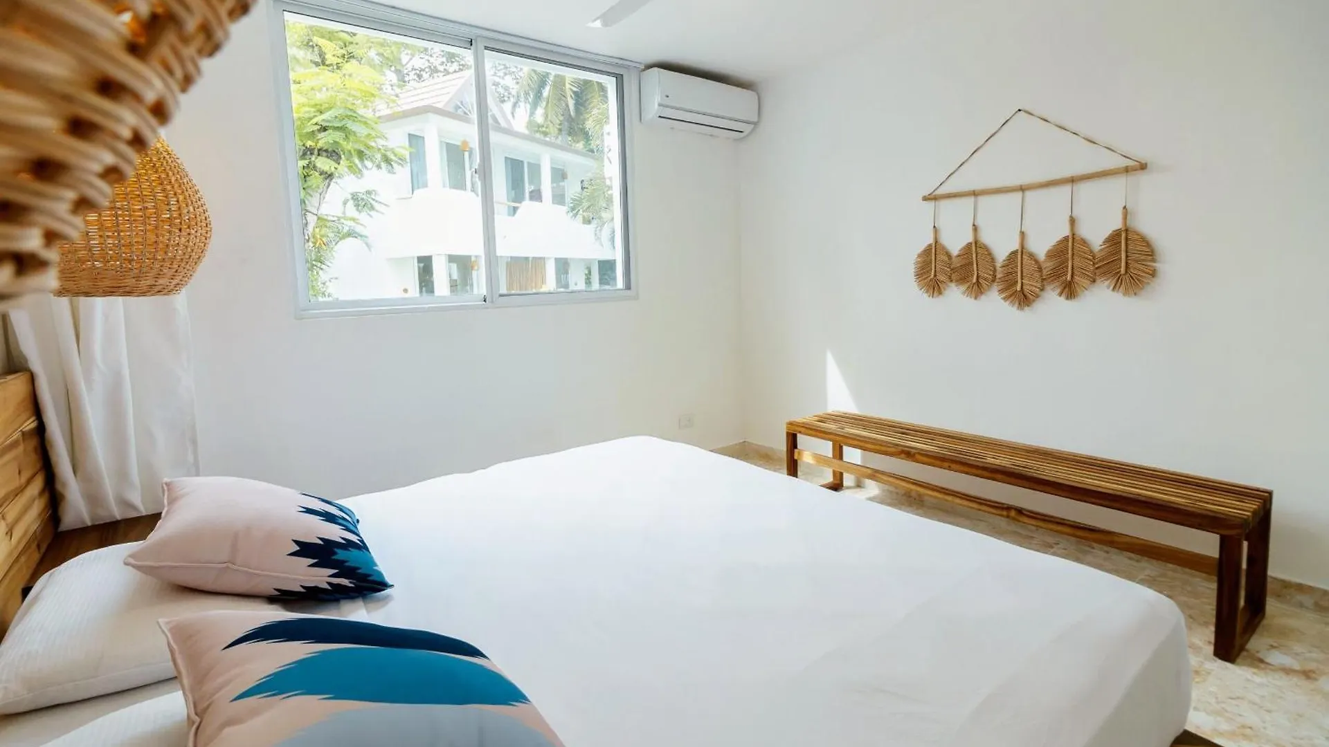 Las Canas Beach Retreat Gaspar Hernandez Hotel