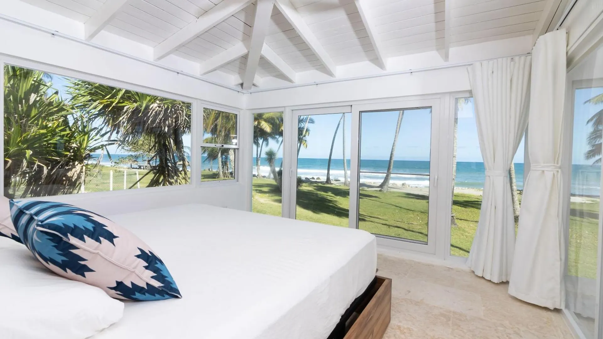 Las Canas Beach Retreat Gaspar Hernandez