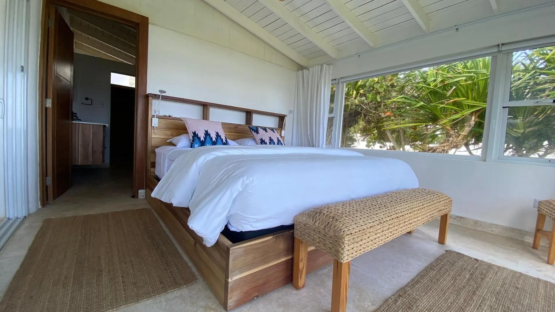 Las Canas Beach Retreat Gaspar Hernandez
